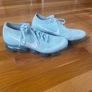 Nike vapor max flyknit glacier 8.5